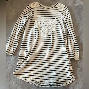 Rumi + Ryder Lace Heart Detail Striped Dress Size 6-7